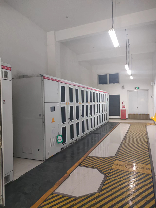 航?？萍贾θA潤電力SVG電容更換項目